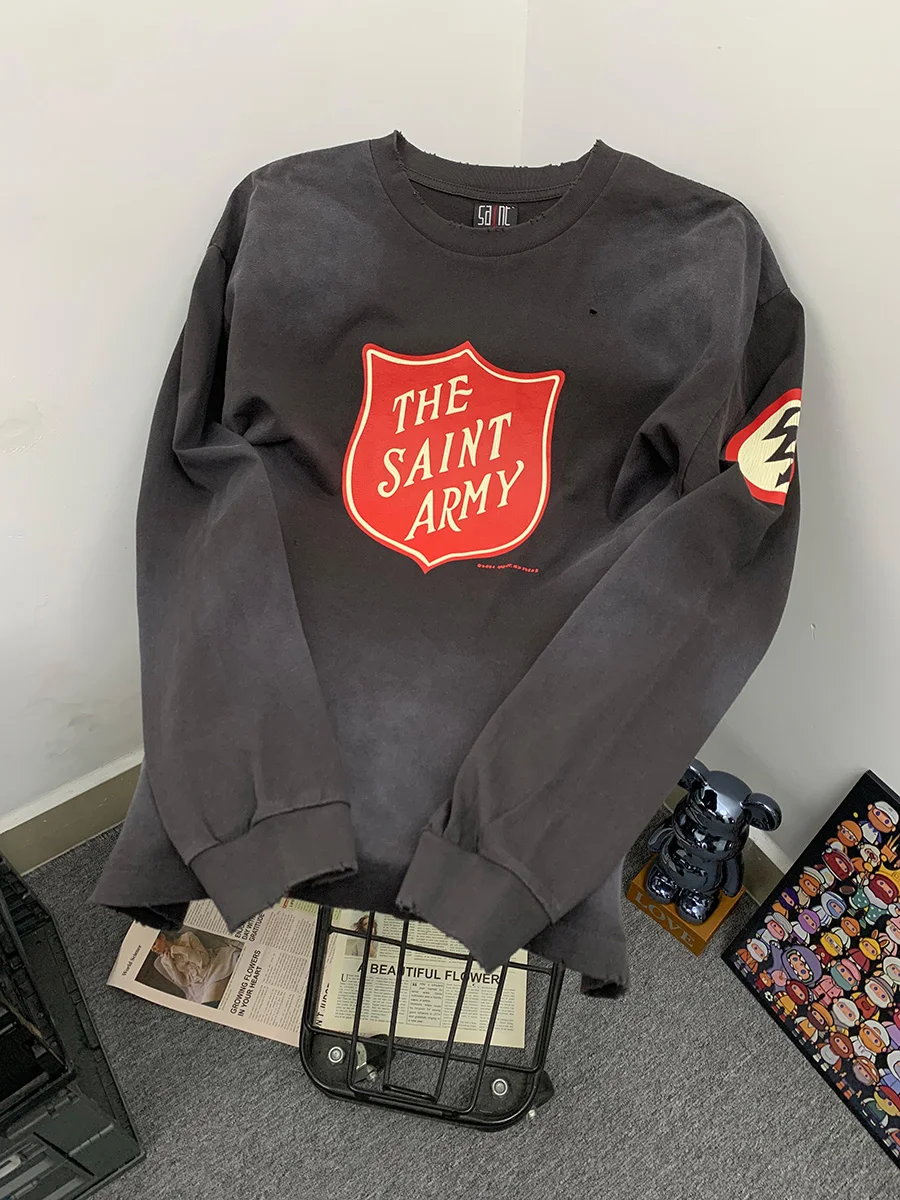 Retro American Trend Red Road Sign Washed Vintage Hole Loose Long Sleeve Men's T-shirt Breathable Cotton Casual Style round Neck
Retro American Trend Red Road Sign Washed Vintage Hole Loose Long Sleeve Men's T-shirt Breathable Cotton Casual Style round Neck