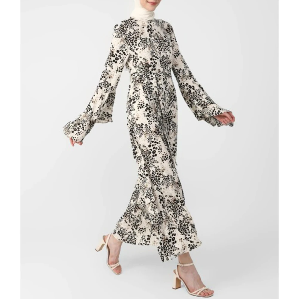 Abayas For Women Vintage Printed Design O-collar Flare Sleeve Maxi Dresses With Sashes 2022 Muslim Dubai Robe African Clothes
Abayas For Women Vintage Printed Design O-collar Flare Sleeve Maxi Dresses With Sashes 2022 Muslim Dubai Robe African Clothes