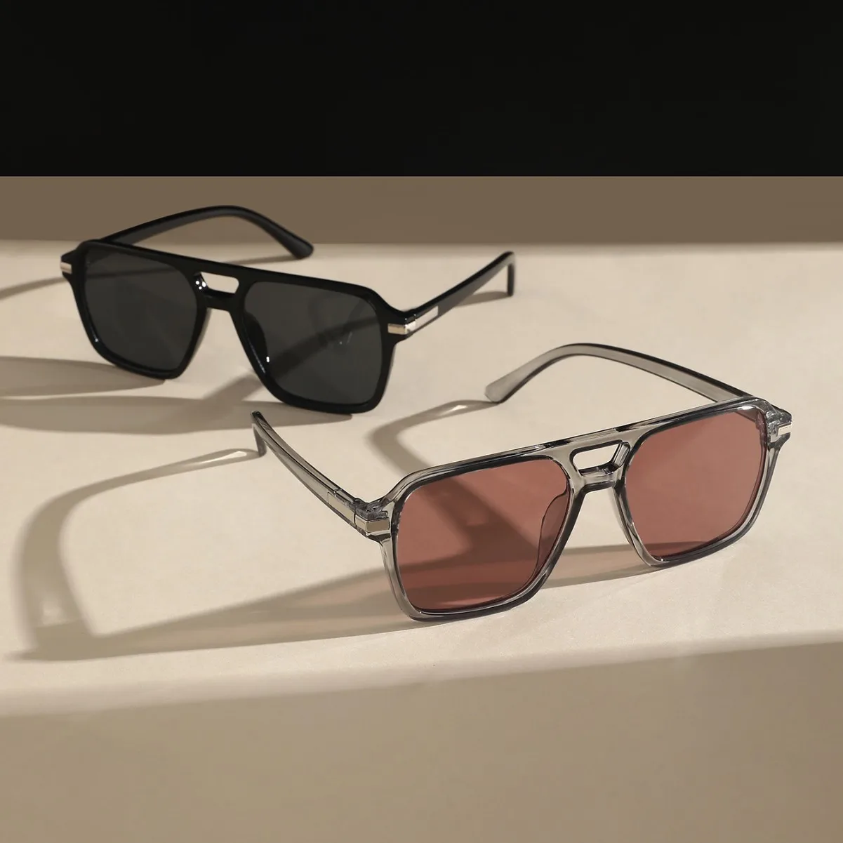Sunglasses Men Sunglasses for Women Vintage Hip-hop Punk Style Sunglasses, Suitable for Mountaineering, Tourism, and Beach Use
Sunglasses Men Sunglasses for Women Vintage Hip-hop Punk Style Sunglasses, Suitable for Mountaineering, Tourism, and Beach Use