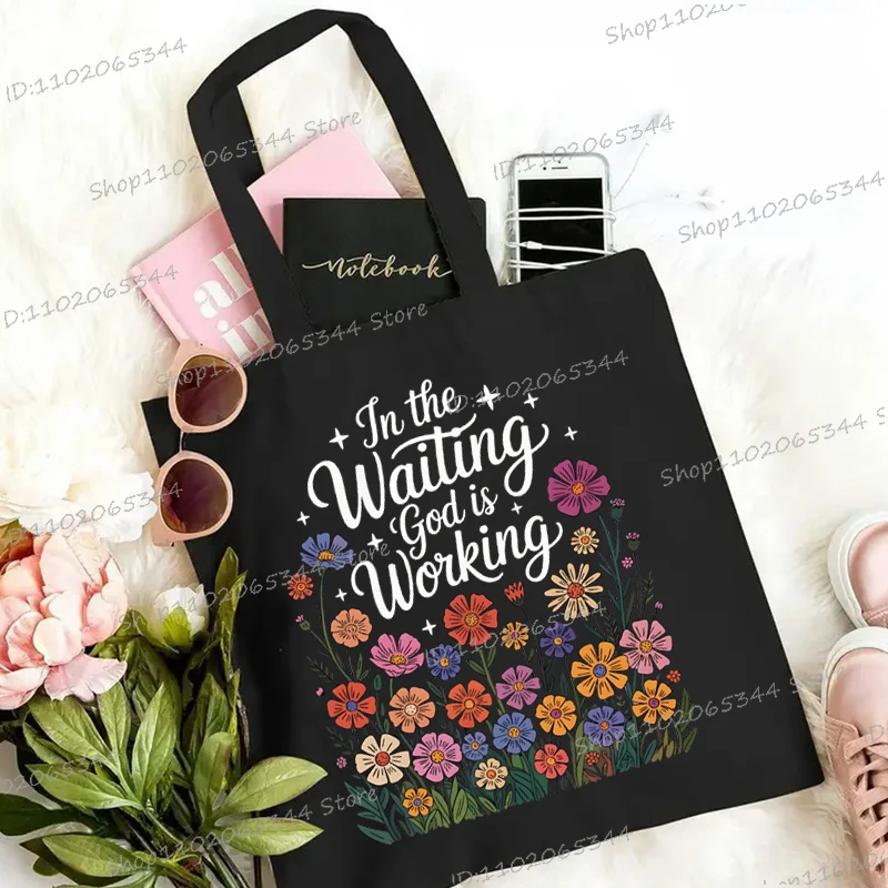 Винтажные холщовые сумки-тоут серии Wild Flower, складные повседневные легкие сумки на плечо, большие вместительные многоразовые сумки для покупок для женщин и мужчин
Винтажные холщовые сумки-тоут серии Wild Flower, складные повседневные легкие сумки на плечо, большие вместительные многоразовые сумки для покупок для женщин и мужчин