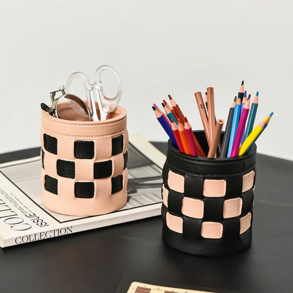 Держатель для ручек из искусственной кожи, многофункциональный настольный ящик для хранения большой емкости, креативный простой ящик для хранения канцелярских принадлежностей
Держатель для ручек из искусственной кожи, многофункциональный настольный ящик для хранения большой емкости, креативный простой ящик для хранения канцелярских принадлежностей