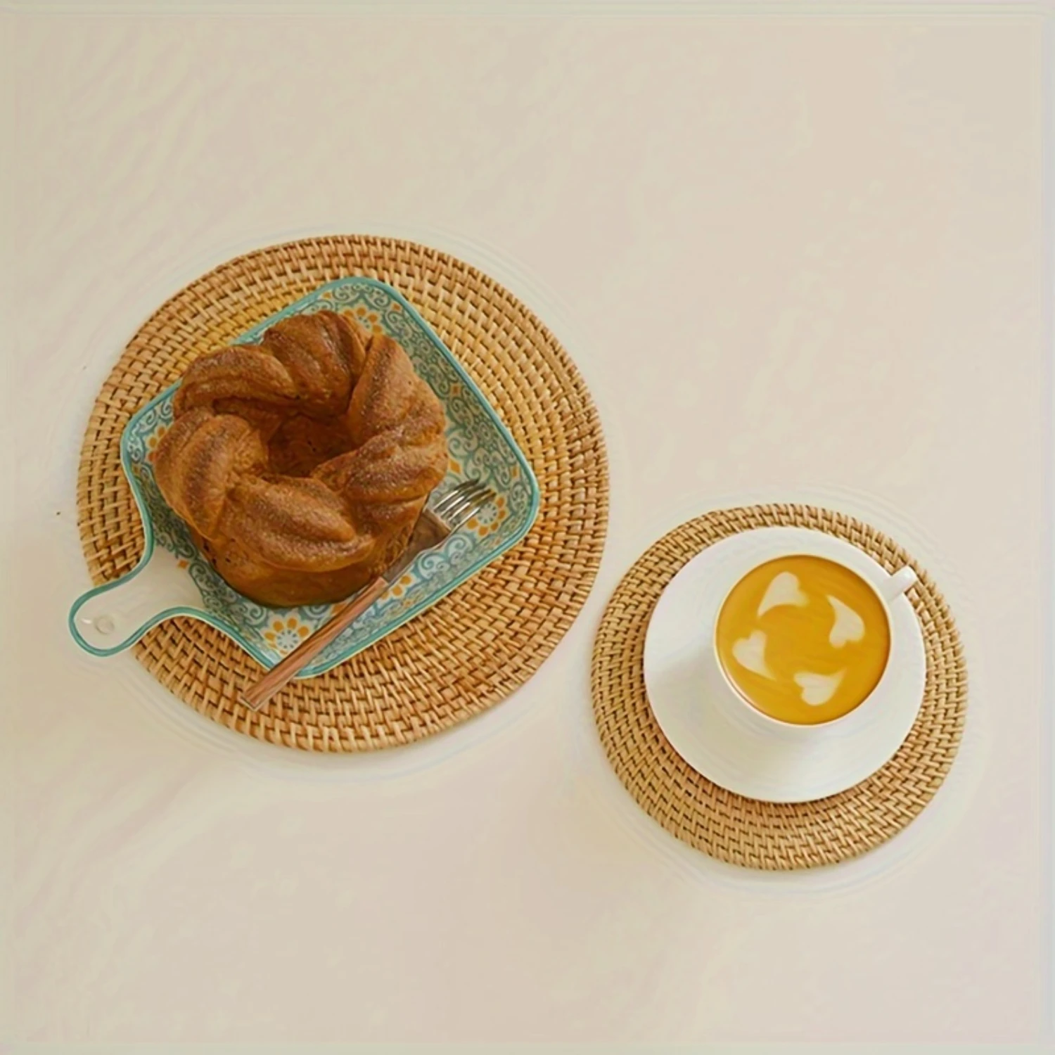 6-Piece Handcrafted Vietnamese Rattan Coaster Set - Heat-Resistant, Anti-Scald Drink Mats For Tea & Coffee Cups, Modern Minimali
6-Piece Handcrafted Vietnamese Rattan Coaster Set - Heat-Resistant, Anti-Scald Drink Mats For Tea & Coffee Cups, Modern Minimali