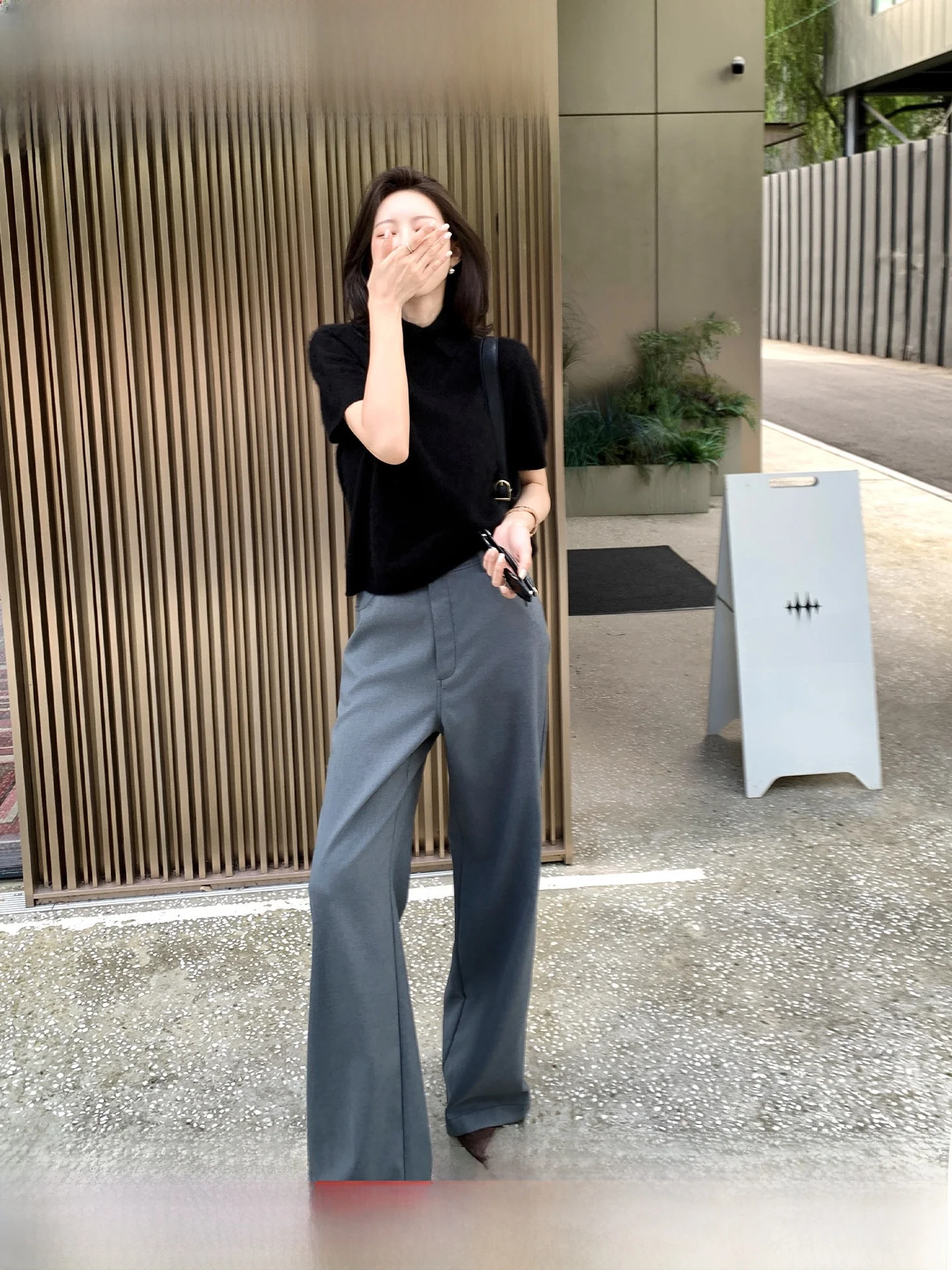 LICKYSENIOR Casual Drapey Loose Floor-Length Pants Women's Autumn 2025 New Style Straight Leg Pants Natural Waist Polyester F...
LICKYSENIOR Casual Drapey Loose Floor-Length Pants Women's Autumn 2025 New Style Straight Leg Pants Natural Waist Polyester F...