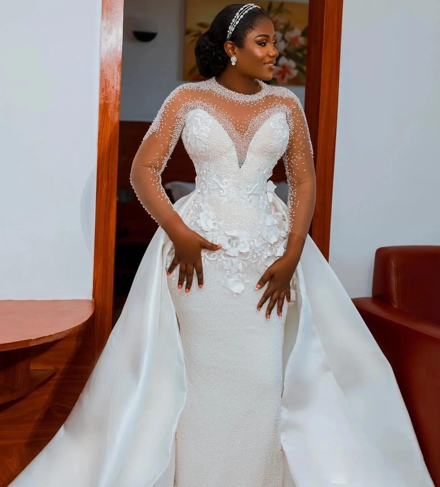 Luxury Mermaid Wedding Dress with Detachable Train O-neck Illusion Sleeves Beads Flowers Bridal Bride Grown Vestidos De Noiva
Luxury Mermaid Wedding Dress with Detachable Train O-neck Illusion Sleeves Beads Flowers Bridal Bride Grown Vestidos De Noiva