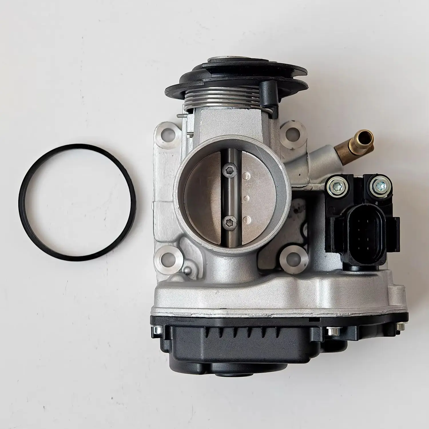 Throttle Body 030133064F For Golf Caddy Polo Vento Seat Ibiza Inca Cordoba Skoda Felicia,030133064D 408237130002Z 030 133 064D
Throttle Body 030133064F For Golf Caddy Polo Vento Seat Ibiza Inca Cordoba Skoda Felicia,030133064D 408237130002Z 030 133 064D