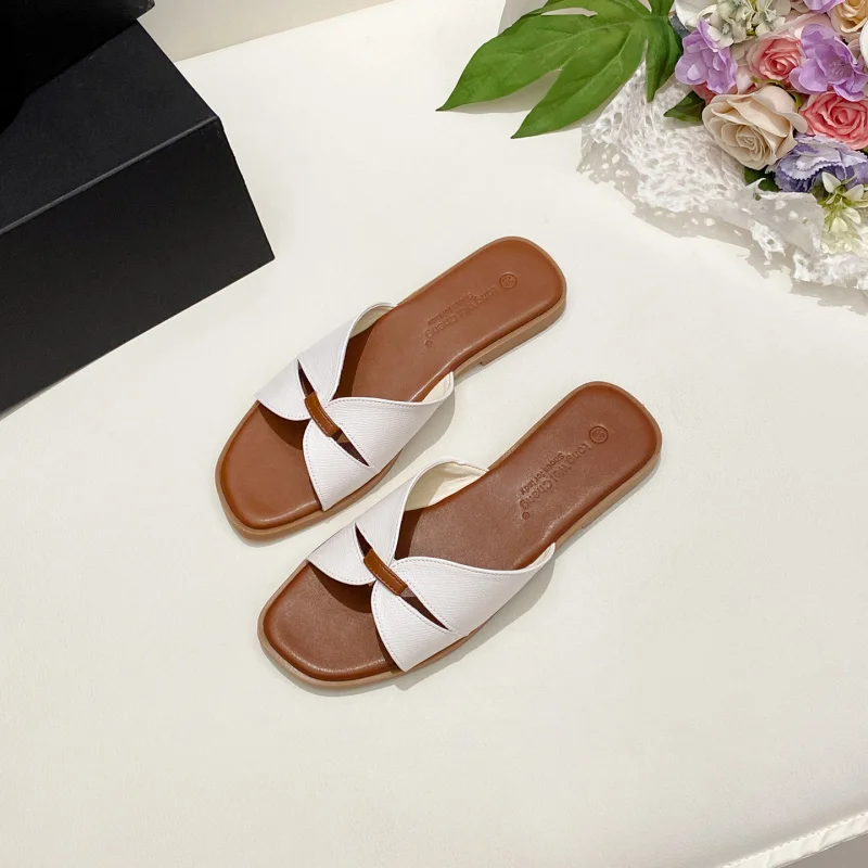 2026 New French Retro Women's Summer Slippers, Casual Flat Non-Slip Beach Slides for Outdoor Wear
2026 New French Retro Women's Summer Slippers, Casual Flat Non-Slip Beach Slides for Outdoor Wear