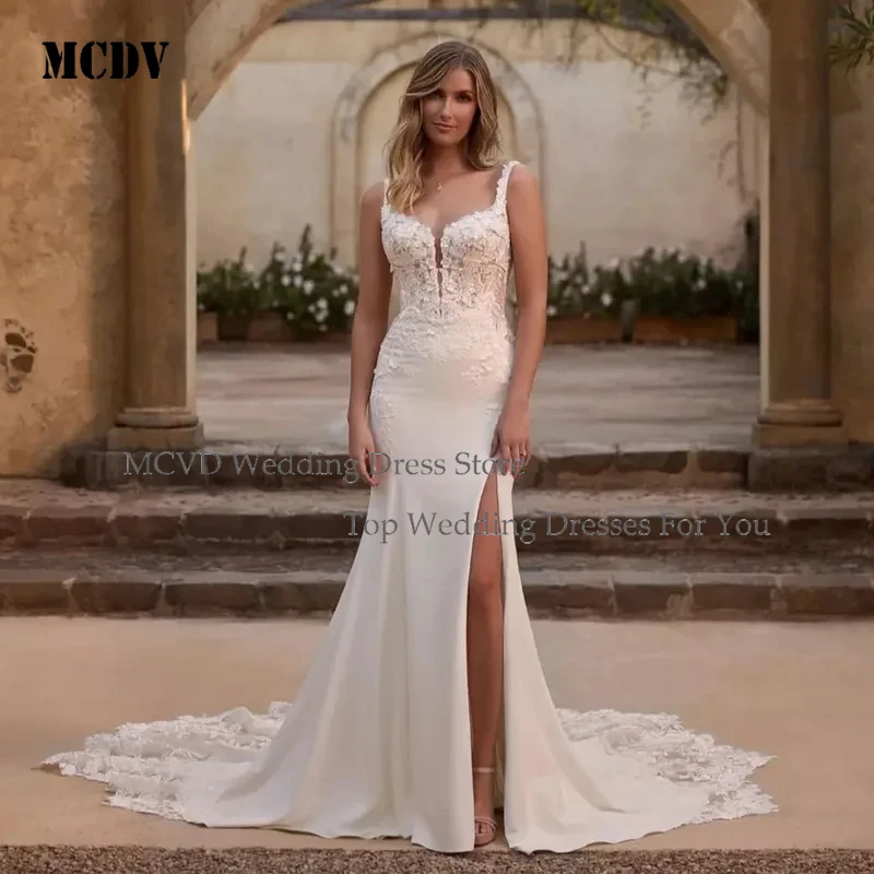 Customized Elegant Lace Wedding Dress for Women Vintage Side Slit Deep V neck Sleeveless Chapel Train Bridal Gown for Bride MCDV
Customized Elegant Lace Wedding Dress for Women Vintage Side Slit Deep V neck Sleeveless Chapel Train Bridal Gown for Bride MCDV