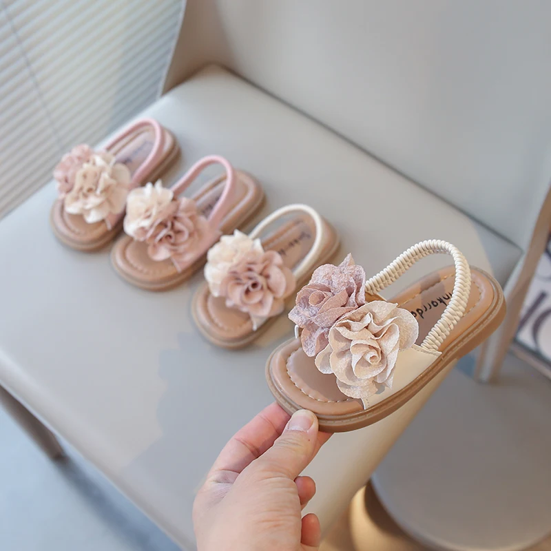 Toddlers Girls Sandals Elastic Band Big Floral Kids Princess Sandals with Flowers Sweet Children Beach Shoes 2025 Summer New Hot
Toddlers Girls Sandals Elastic Band Big Floral Kids Princess Sandals with Flowers Sweet Children Beach Shoes 2025 Summer New Hot