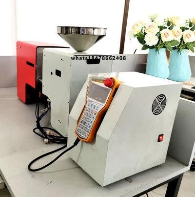 Mini Desktop Molding Machine Can Do Small Plastic Products
Mini Desktop Molding Machine Can Do Small Plastic Products
