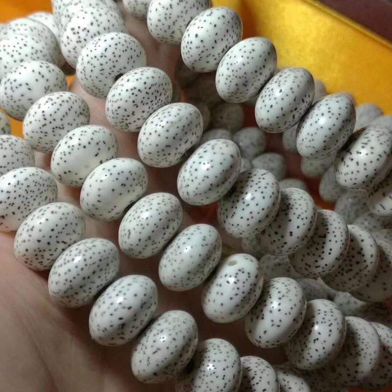 Hainan-Moon Bodhi Seed Natural White 13 Xuan Yue Abacus High-Density 108 Bead Buddhist Bracelet
Hainan-Moon Bodhi Seed Natural White 13 Xuan Yue Abacus High-Density 108 Bead Buddhist Bracelet