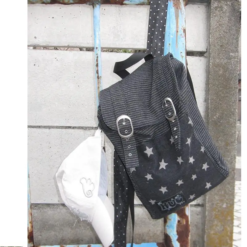 2025 New Fashion Star Stripe Decorative Cowboy Women's Bag Large Capacity Geometric Pattern Splicing Flip Canvas Backpack Trendy
2025 New Fashion Star Stripe Decorative Cowboy Women's Bag Large Capacity Geometric Pattern Splicing Flip Canvas Backpack Trendy