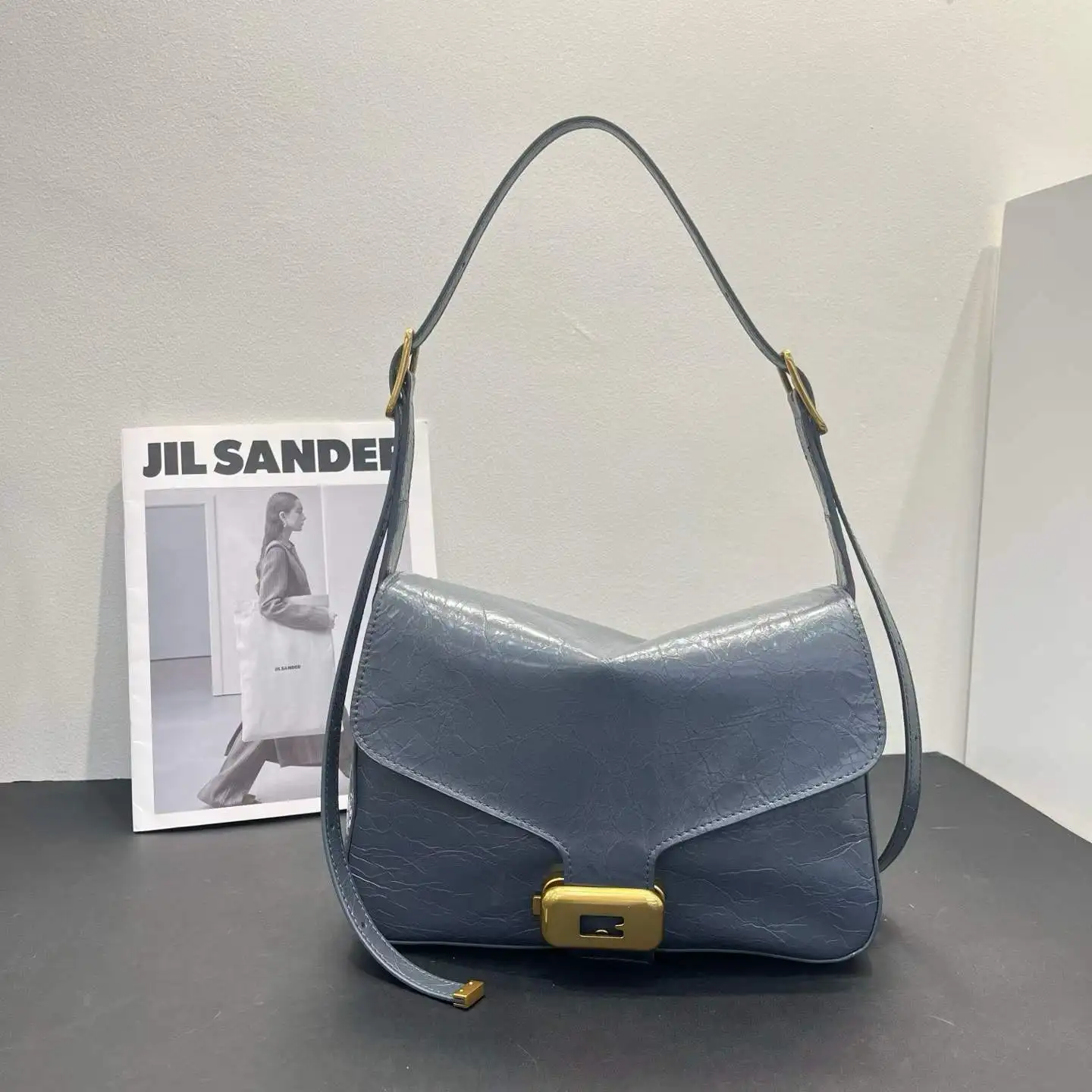 Mendy City Bag Women's Bags Genuine Leather Spring 2026 New Showtime Shoulder Crossbody Bag Fashion Minimalist Underarm Women
Mendy City Bag Women's Bags Genuine Leather Spring 2026 New Showtime Shoulder Crossbody Bag Fashion Minimalist Underarm Women