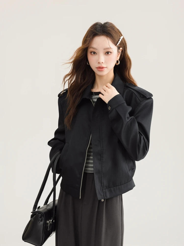 Ele Pure Color Zipper Stand Collar Jaet Faionable Outerwear oulder Width Regular Sve Length ort Sle
Ele Pure Color Zipper Stand Collar Jaet Faionable Outerwear oulder Width Regular Sve Length ort Sle