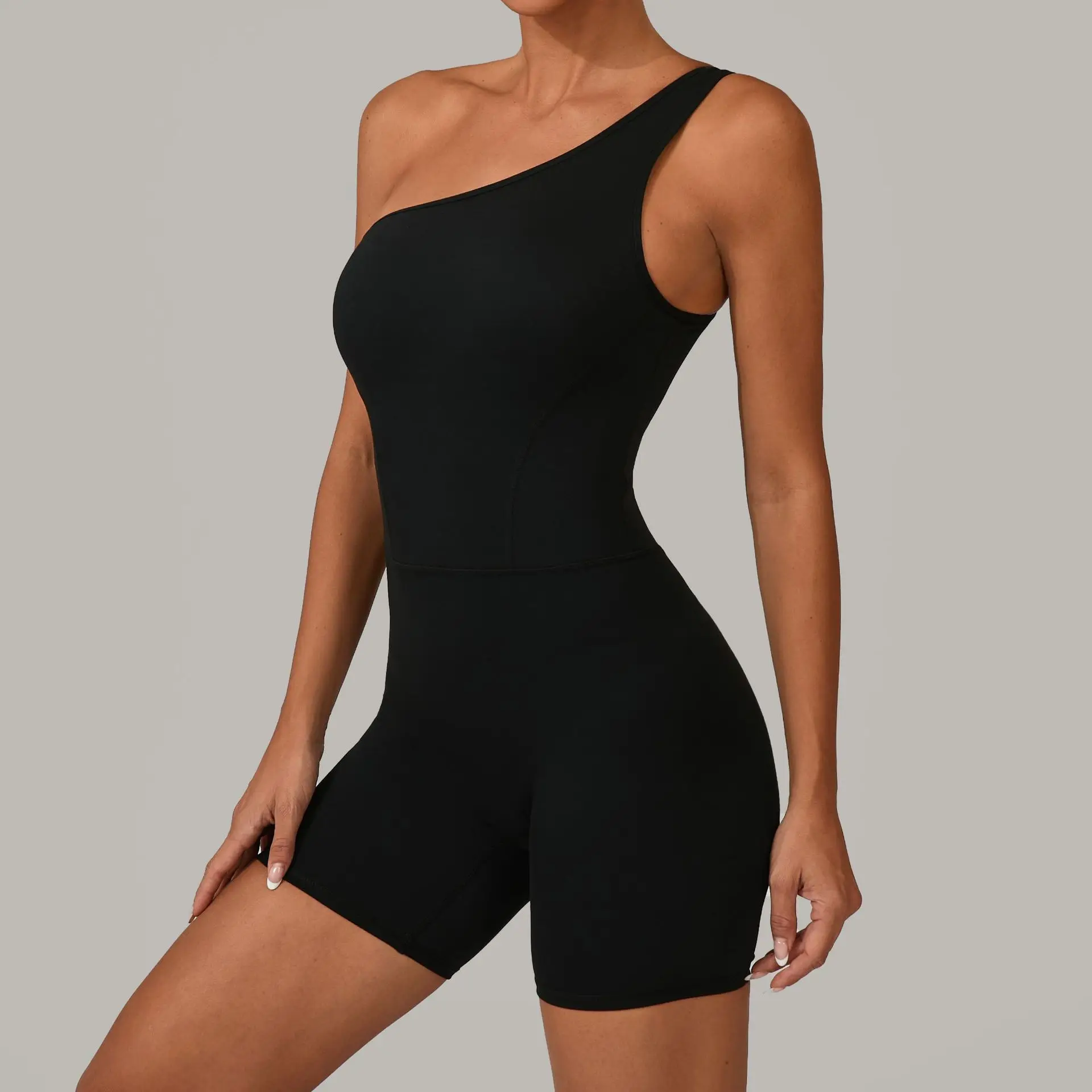 2025 Yoga Jumpsuit Summer One Shoulder Sports Wear Gym Fitness Sports Bodysuits Women Fashion Running Yoga Fitness Suit
2025 Yoga Jumpsuit Summer One Shoulder Sports Wear Gym Fitness Sports Bodysuits Women Fashion Running Yoga Fitness Suit