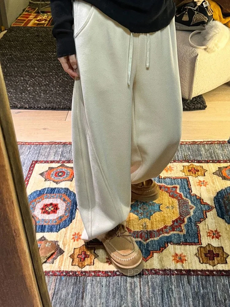 Зимние толстые женские широкие брюки, женские уличные брюки Y2K, свободные теплые бегуны с высокой талией, прямые брюки большого размера с завязками
Зимние толстые женские широкие брюки, женские уличные брюки Y2K, свободные теплые бегуны с высокой талией, прямые брюки большого размера с завязками