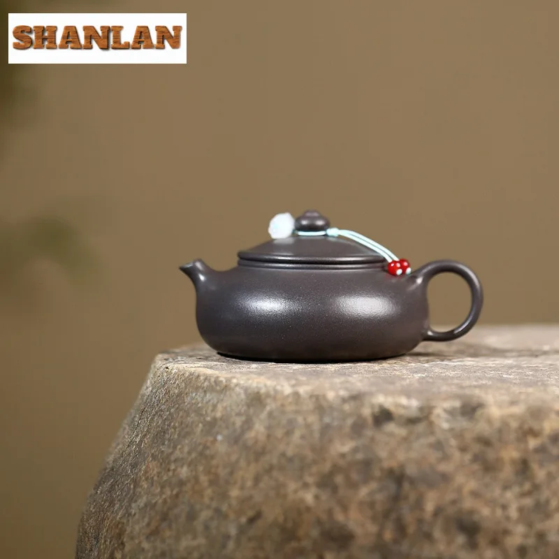 180ml Vintage Yixing Purple Clay Teapots Handmade Han Jiang Pot Raw Ore Azure Mud Kettle Zisha Tea Set Tea Items Decoration Gift
180ml Vintage Yixing Purple Clay Teapots Handmade Han Jiang Pot Raw Ore Azure Mud Kettle Zisha Tea Set Tea Items Decoration Gift