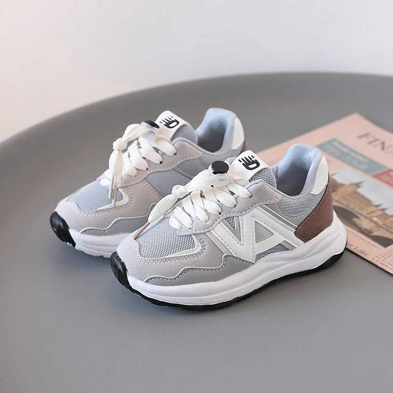 Kids Sport Shoes Autumn New Fashion Mesh Breathable Boys Sneakers Spring Autumn Children Girls Outdoor Soft Soled Running Shoe
Kids Sport Shoes Autumn New Fashion Mesh Breathable Boys Sneakers Spring Autumn Children Girls Outdoor Soft Soled Running Shoe