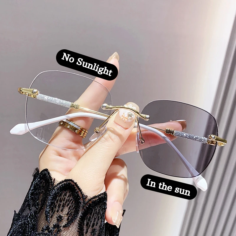 BEAU FIVE Women's Viral Rimless Photochromic Glasses Anti-Slip UV-400 Auto-Tint Stylish Eyewear for Trendy Daily Looks F101
BEAU FIVE Women's Viral Rimless Photochromic Glasses Anti-Slip UV-400 Auto-Tint Stylish Eyewear for Trendy Daily Looks F101
