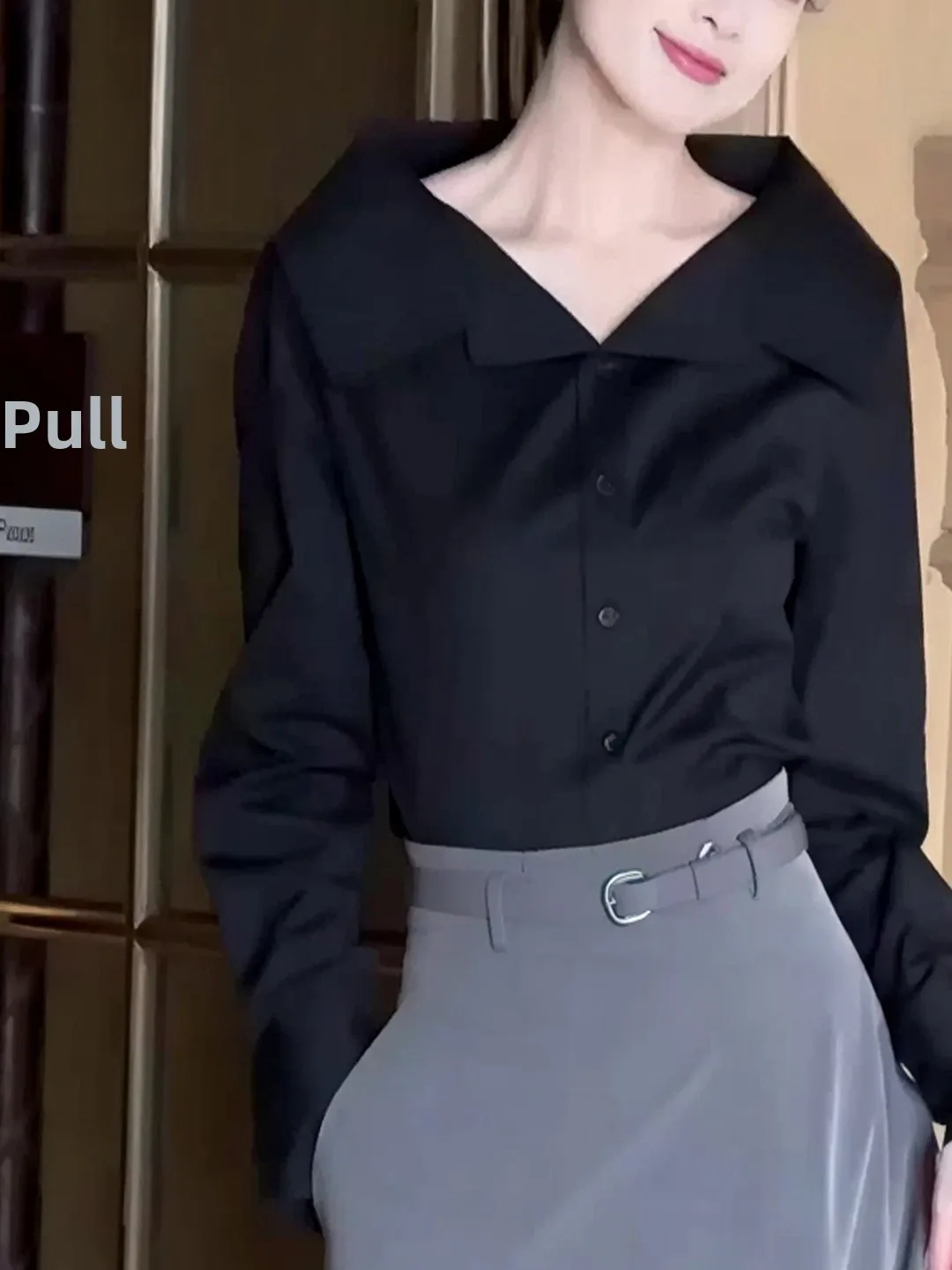 Elegant Long Sleeve Loose Fit Shirt Women's Fashion Autumn New Style Slimming Design Korean Style Commute Wind Casual Top
Elegant Long Sleeve Loose Fit Shirt Women's Fashion Autumn New Style Slimming Design Korean Style Commute Wind Casual Top