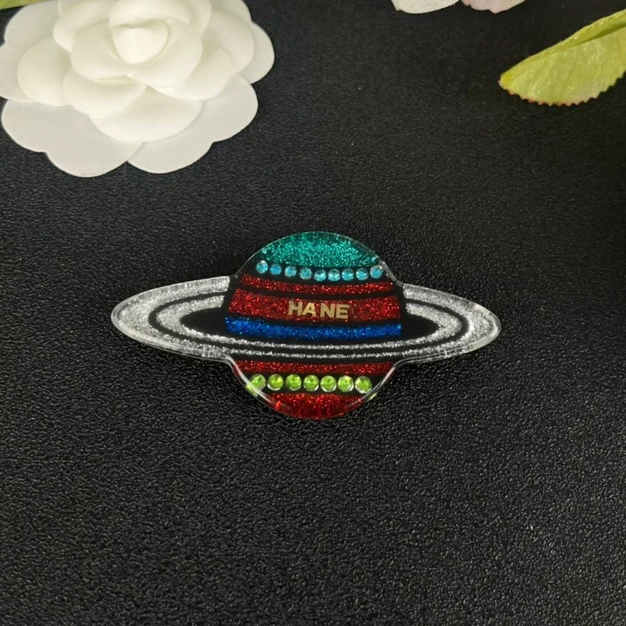 Cosmic Earth acrylic brooch
Cosmic Earth acrylic brooch
