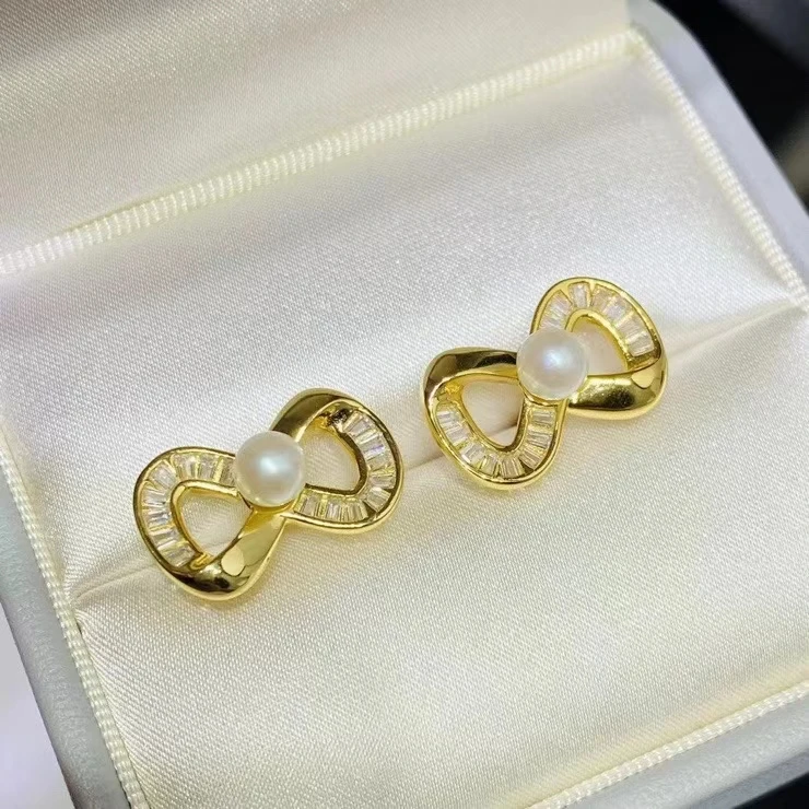 Серьги из стерлингового серебра 925 пробы с бантиком, фурнитура для крепления, базовые монтажные детали, аксессуар для жемчуга диаметром 4-5 мм
Серьги из стерлингового серебра 925 пробы с бантиком, фурнитура для крепления, базовые монтажные детали, аксессуар для жемчуга диаметром 4-5 мм