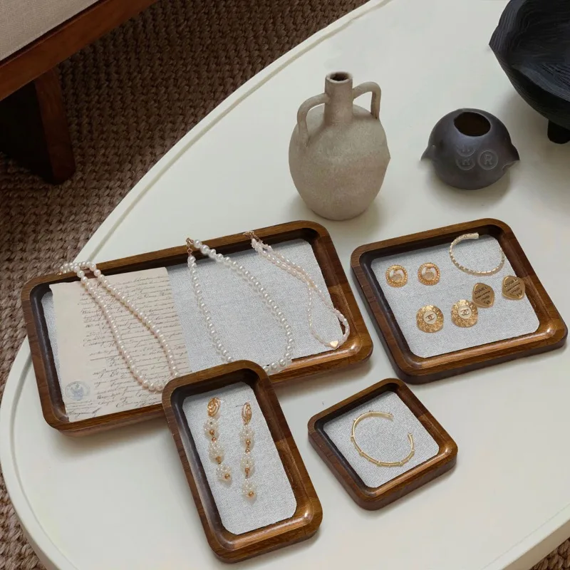 1pc Jewelry Plate, Vintage Wooden Necklace and Ring Selection Plate, Jewelry Storage Plate, Viewing Tray, Accessory Display Prop
1pc Jewelry Plate, Vintage Wooden Necklace and Ring Selection Plate, Jewelry Storage Plate, Viewing Tray, Accessory Display Prop