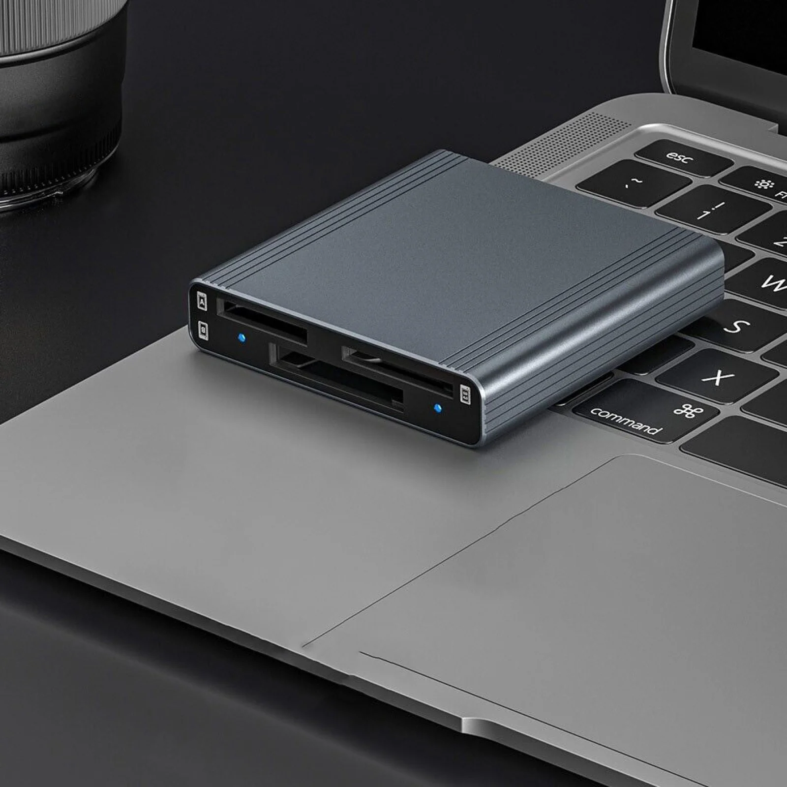 Professional Card Reader 3 in 1 For CFexpress Type B Type A SD Memory Card Fast USB 3.1 Gen 2 Data Transfer 10Gbps For Windows 7
Professional Card Reader 3 in 1 For CFexpress Type B Type A SD Memory Card Fast USB 3.1 Gen 2 Data Transfer 10Gbps For Windows 7