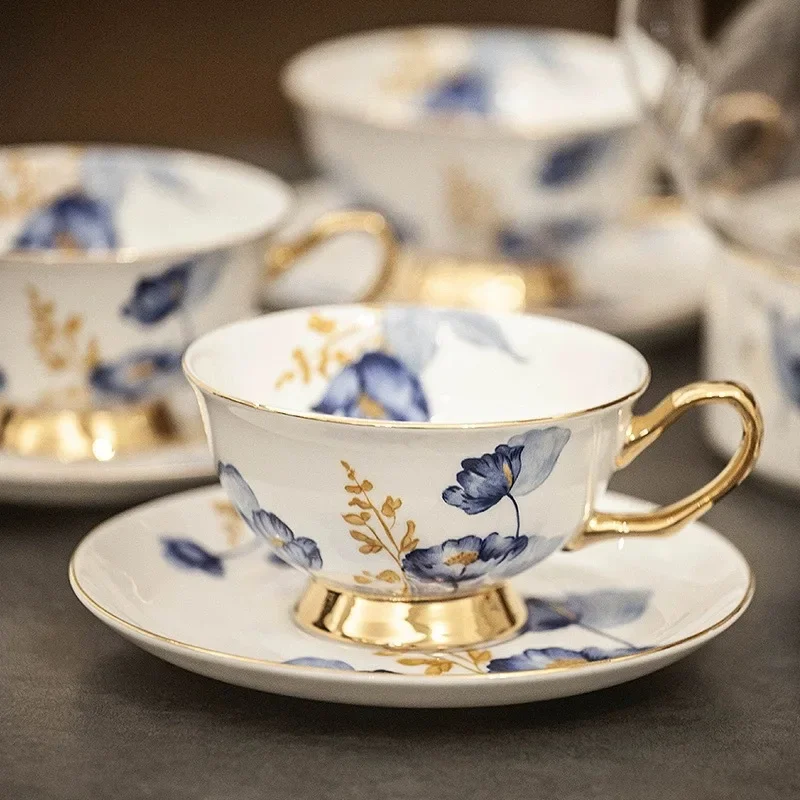 CL trendy creative ceramic flower tea set afternoon tea cup coffee cup saucer afternoon tea teapot set gold
CL trendy creative ceramic flower tea set afternoon tea cup coffee cup saucer afternoon tea teapot set gold