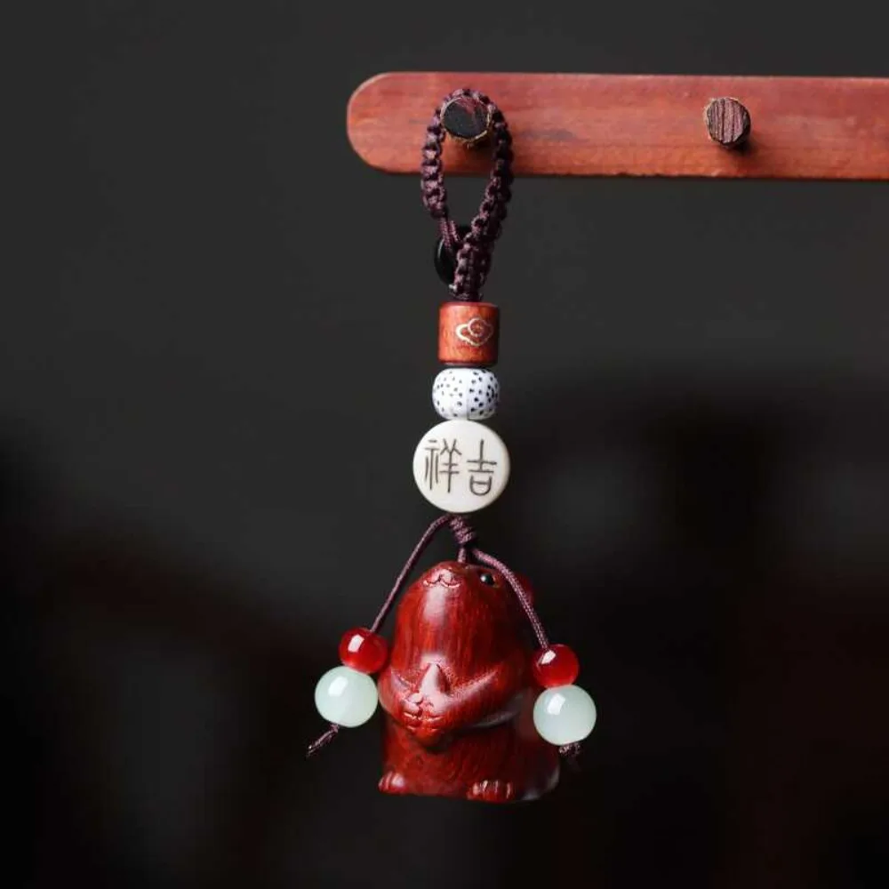 Chinese Zodiac Carving Twelve Zodiac Keychain Mini Wood Carving Cute Wood Carving Miniature Ornaments Small Animal Handicraft
Chinese Zodiac Carving Twelve Zodiac Keychain Mini Wood Carving Cute Wood Carving Miniature Ornaments Small Animal Handicraft