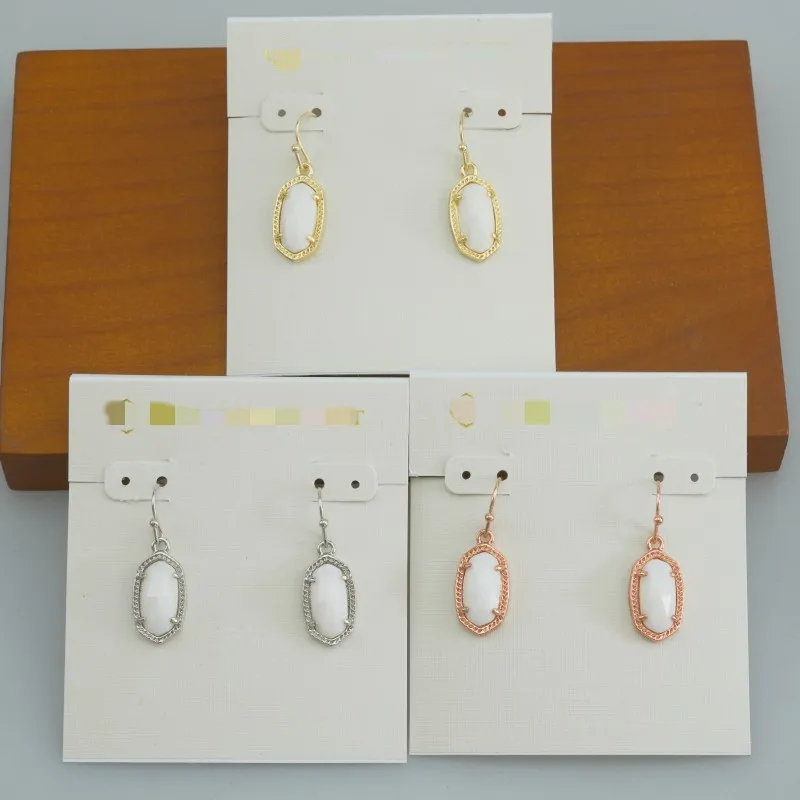 KS European and American New Retro Elegant Gentle Design Sense High Sense Simple Fashion Versatile Oval White Shell Earrings
KS European and American New Retro Elegant Gentle Design Sense High Sense Simple Fashion Versatile Oval White Shell Earrings