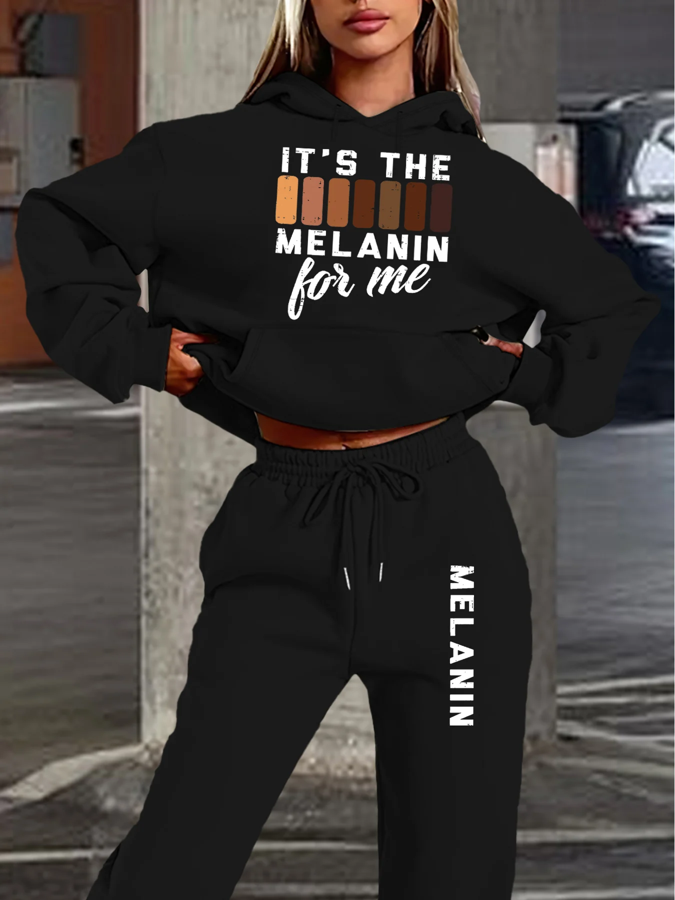 Женская толстовка + спортивные штаны, комплект в стиле хип-хоп, уличная повседневная свободная теплая одежда MELANIN с буквенным принтом, осень/зима
Женская толстовка + спортивные штаны, комплект в стиле хип-хоп, уличная повседневная свободная теплая одежда MELANIN с буквенным принтом, осень/зима