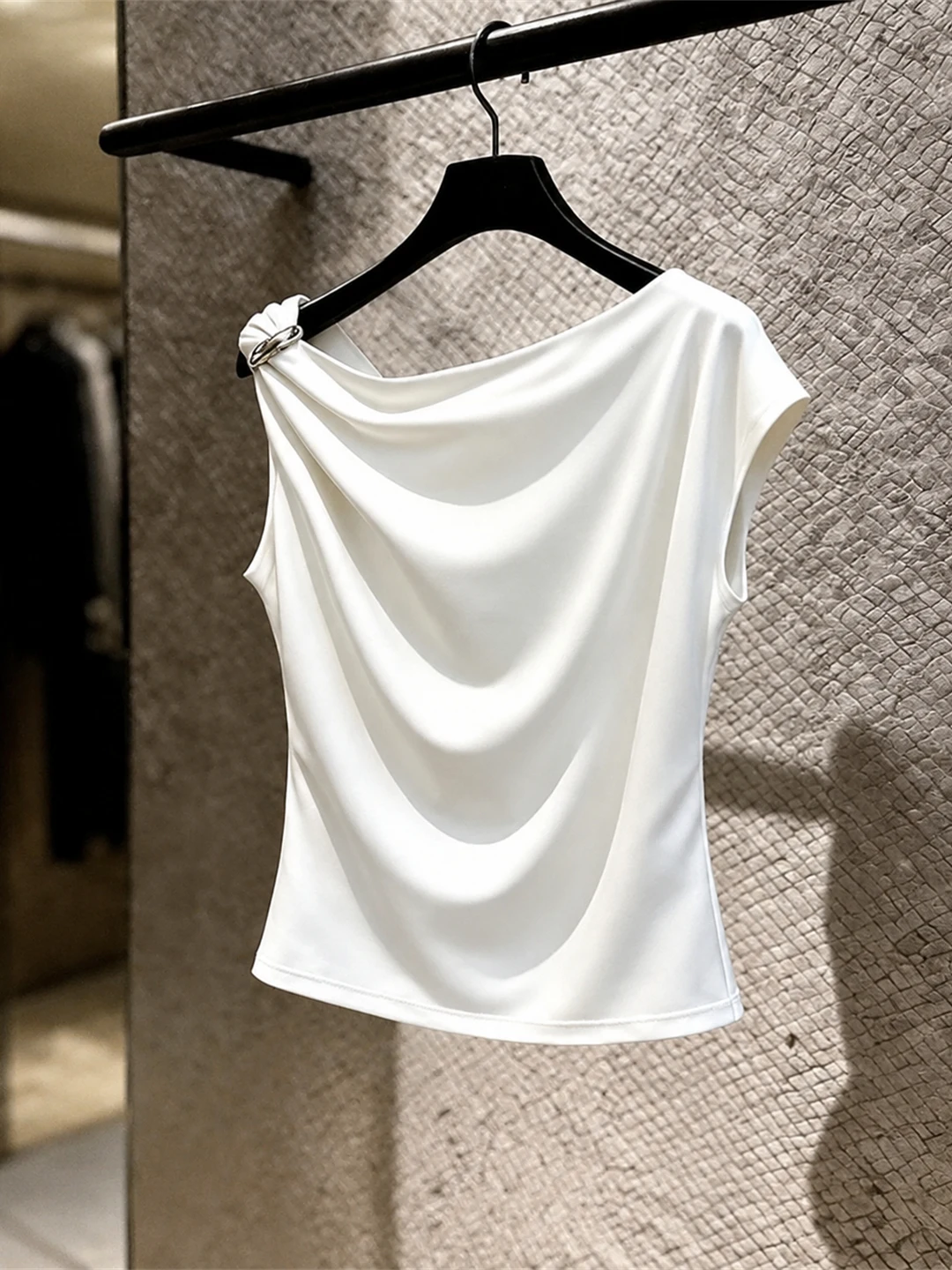 Slim Fit Color Base Shirt Women's Fashionable Maturity Style Summer High End Feeling Short Sleeve T-Shirt Commute Style
Slim Fit Color Base Shirt Women's Fashionable Maturity Style Summer High End Feeling Short Sleeve T-Shirt Commute Style
