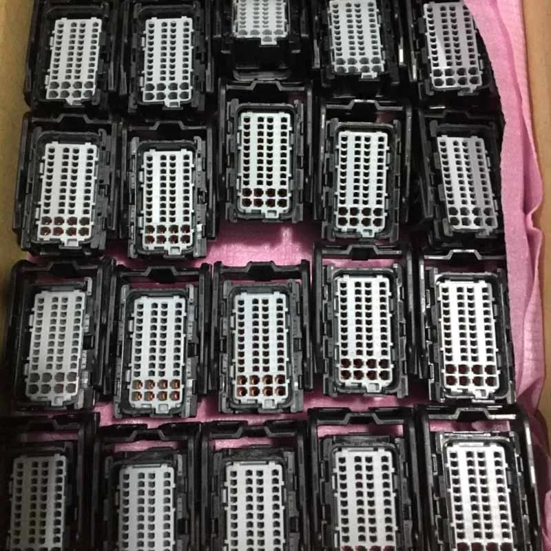 5pcs/lot DTP4P-BT MX23A26SF1 PPI0001494 RT001412SN03 368482-2 RT0W0106SN03 19000005180
5pcs/lot DTP4P-BT MX23A26SF1 PPI0001494 RT001412SN03 368482-2 RT0W0106SN03 19000005180