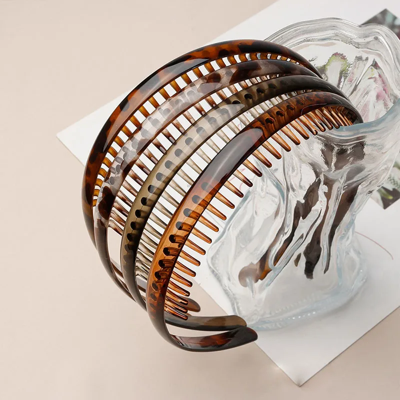 Non-Slip Headband with Teeth Thin Hair Hoop for All Hair Types Comfortable Tortoiseshell Hair Band Basic Headband
Non-Slip Headband with Teeth Thin Hair Hoop for All Hair Types Comfortable Tortoiseshell Hair Band Basic Headband