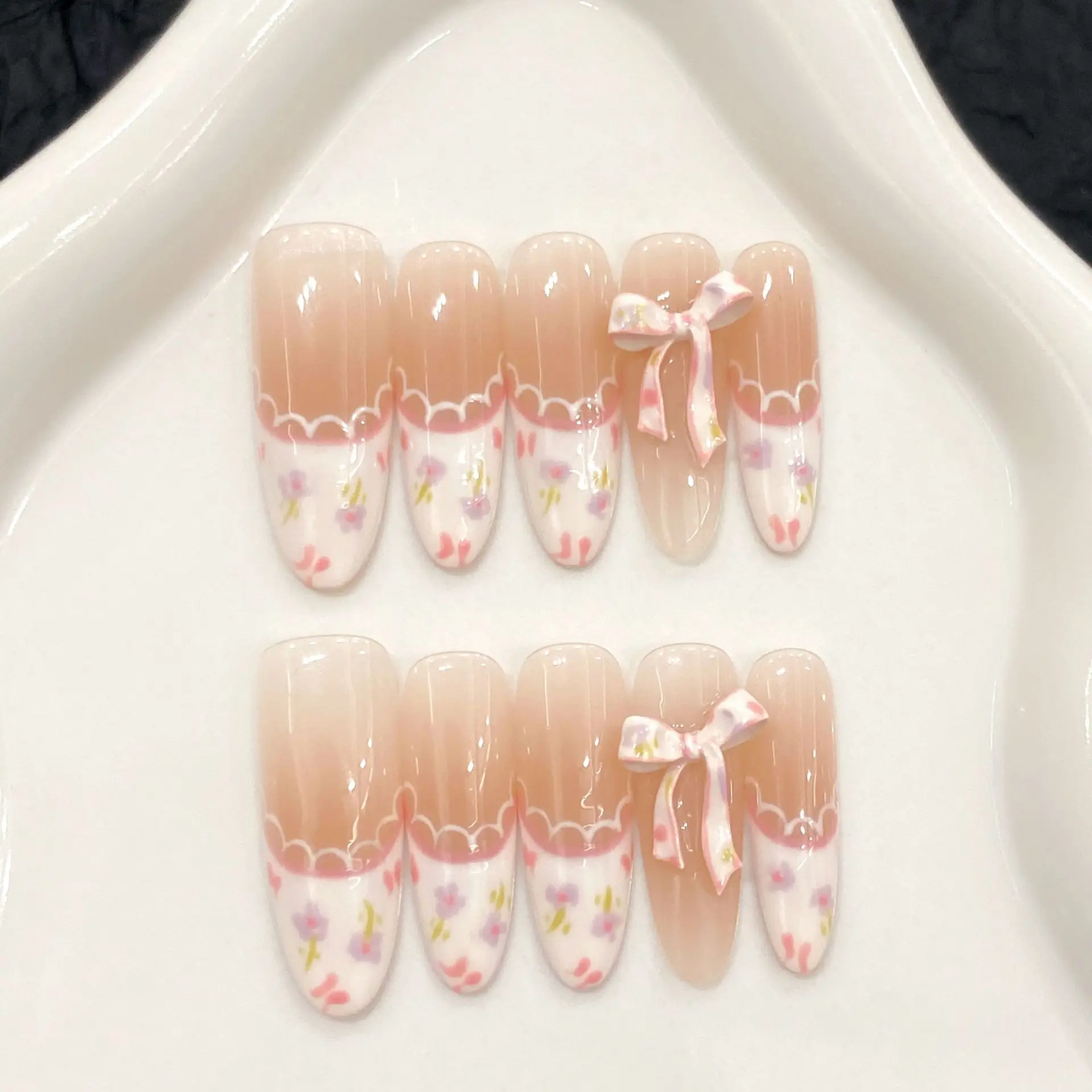 10pcs Bow Handmade Nails Tips Flower French Design Long Oval Fake Nail Art Blush Almond False Nail Sets Reusable Press on Nails
10pcs Bow Handmade Nails Tips Flower French Design Long Oval Fake Nail Art Blush Almond False Nail Sets Reusable Press on Nails