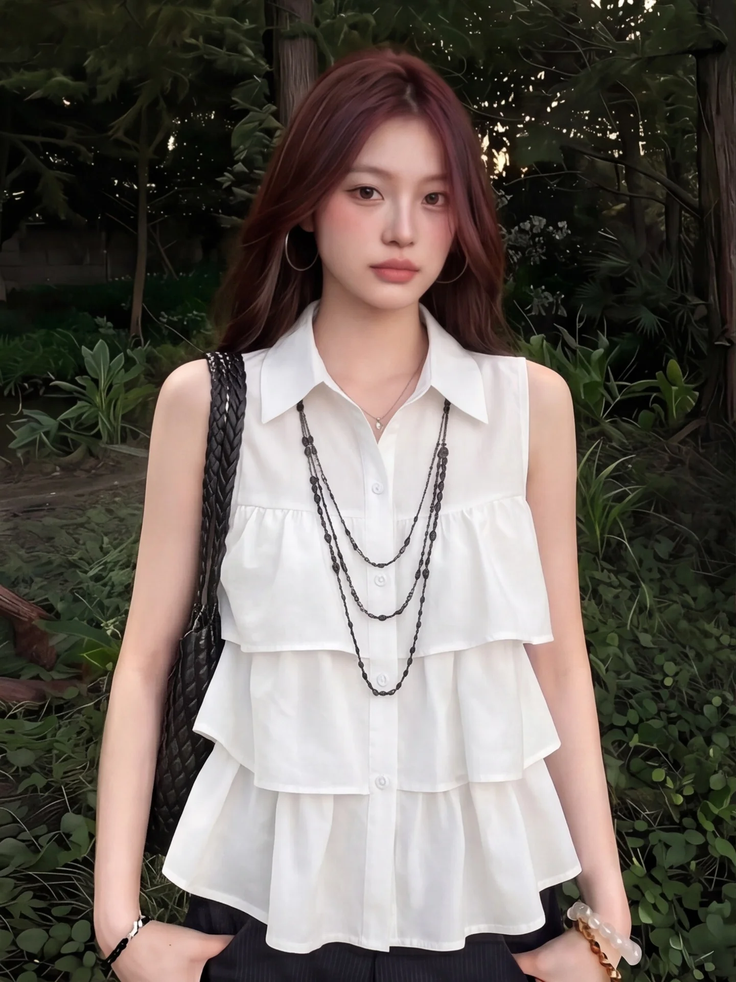 Elegant Ageless Polka Dot Neck Vest Shirt Women Summer Loose Slimming Sleeveless Shoulder Bared Top Korean Style Breatha...
Elegant Ageless Polka Dot Neck Vest Shirt Women Summer Loose Slimming Sleeveless Shoulder Bared Top Korean Style Breatha...