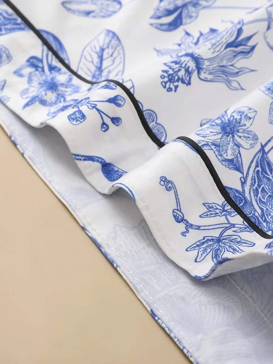 Women Floral Print Loungewear Set Short Sleeve Collared Top Elastic Waist Shorts Sleepwear Homewear
Women Floral Print Loungewear Set Short Sleeve Collared Top Elastic Waist Shorts Sleepwear Homewear