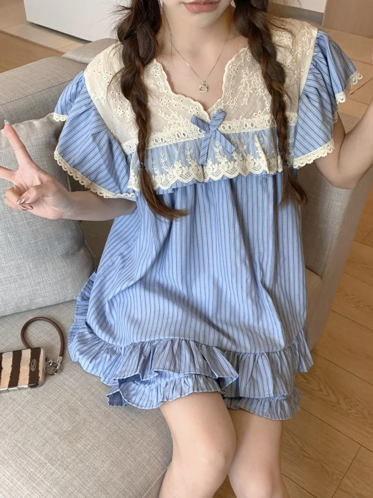 Летняя одежда для пар, милый кружевной комплект из чистого хлопка ort Sve, комплект домашней одежды, одинаковые мужские и женские пижамы в синюю полоску
Летняя одежда для пар, милый кружевной комплект из чистого хлопка ort Sve, комплект домашней одежды, одинаковые мужские и женские пижамы в синюю полоску