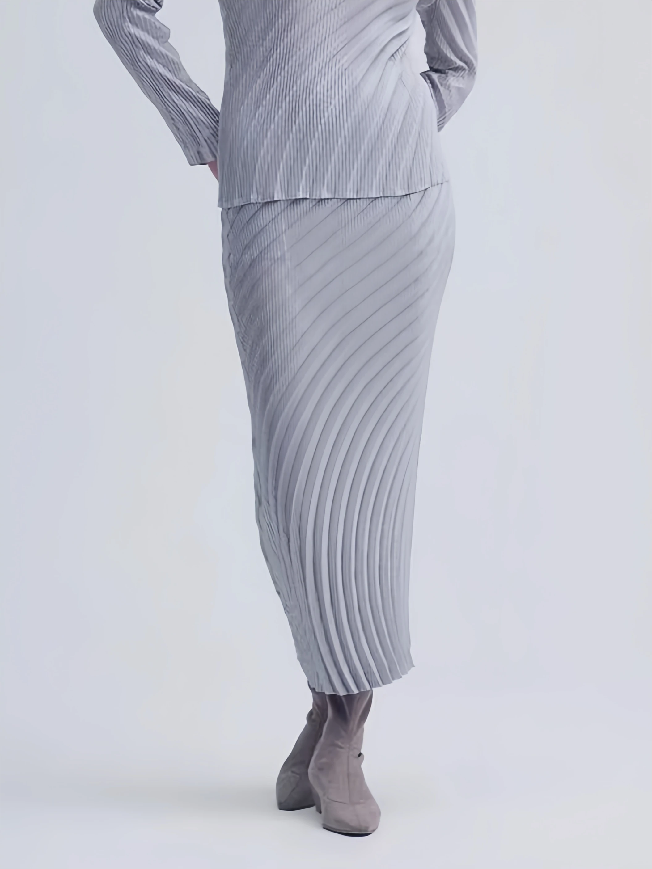 YUDX Pleated Half Skirt 2024 Autumn Half Skirt Women Solid Versatile Design Sense Casual Simple High Waist Mid-length Skirt
YUDX Pleated Half Skirt 2024 Autumn Half Skirt Women Solid Versatile Design Sense Casual Simple High Waist Mid-length Skirt