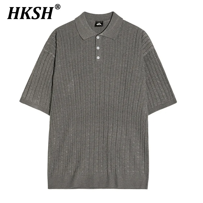 HKSH, новые летние мужские модные корейские уличные футболки, повседневные трикотажные футболки с короткими рукавами и отложным воротником из конопли HK5143
HKSH, новые летние мужские модные корейские уличные футболки, повседневные трикотажные футболки с короткими рукавами и отложным воротником из конопли HK5143