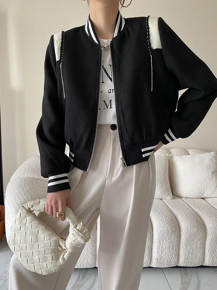 Black Color-block Big Size Casual Jacket New Stand Collar Long Sleeve Women Coat Fashion Tide Spring Autumn 2023 M901 
Black Color-block Big Size Casual Jacket New Stand Collar Long Sleeve Women Coat Fashion Tide Spring Autumn 2023 M901