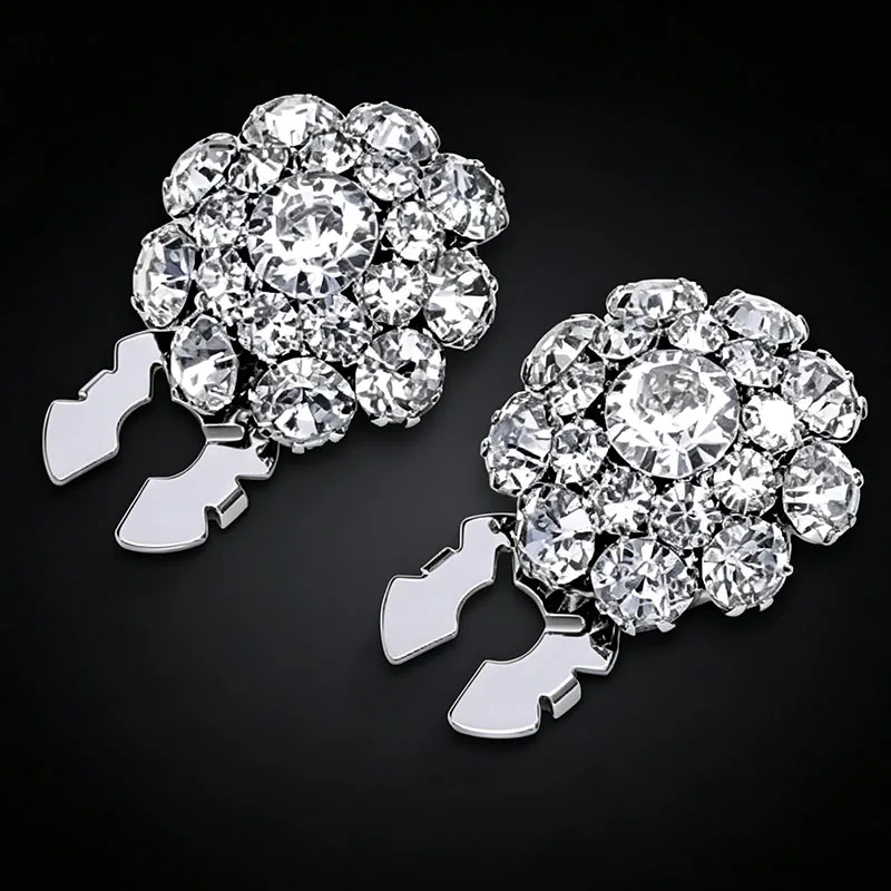 10pcs Rhinestone Buttons Silver Base Plated Technique Cufflinks Fixed Clothing Design Decoration Accessory
10pcs Rhinestone Buttons Silver Base Plated Technique Cufflinks Fixed Clothing Design Decoration Accessory