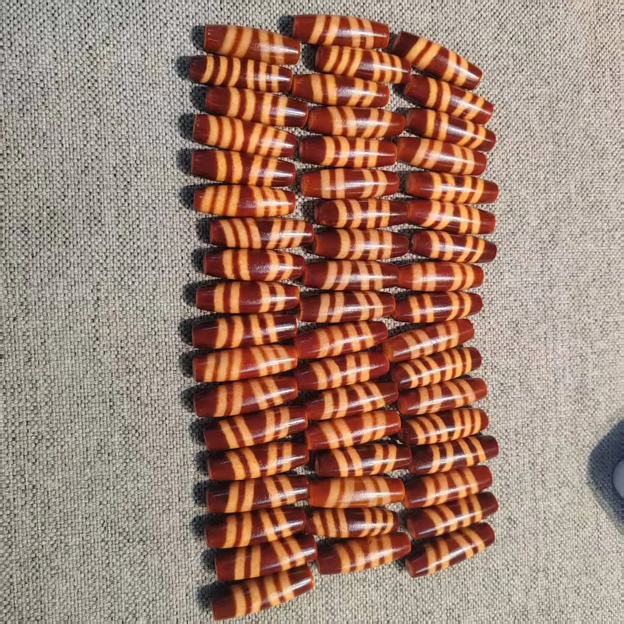 1pcs/lot Jewelry loose Tibetan Red Meat thread beads natural agate DIY charms for jewelry making gift oval ethnic style 40mm
1pcs/lot Jewelry loose Tibetan Red Meat thread beads natural agate DIY charms for jewelry making gift oval ethnic style 40mm