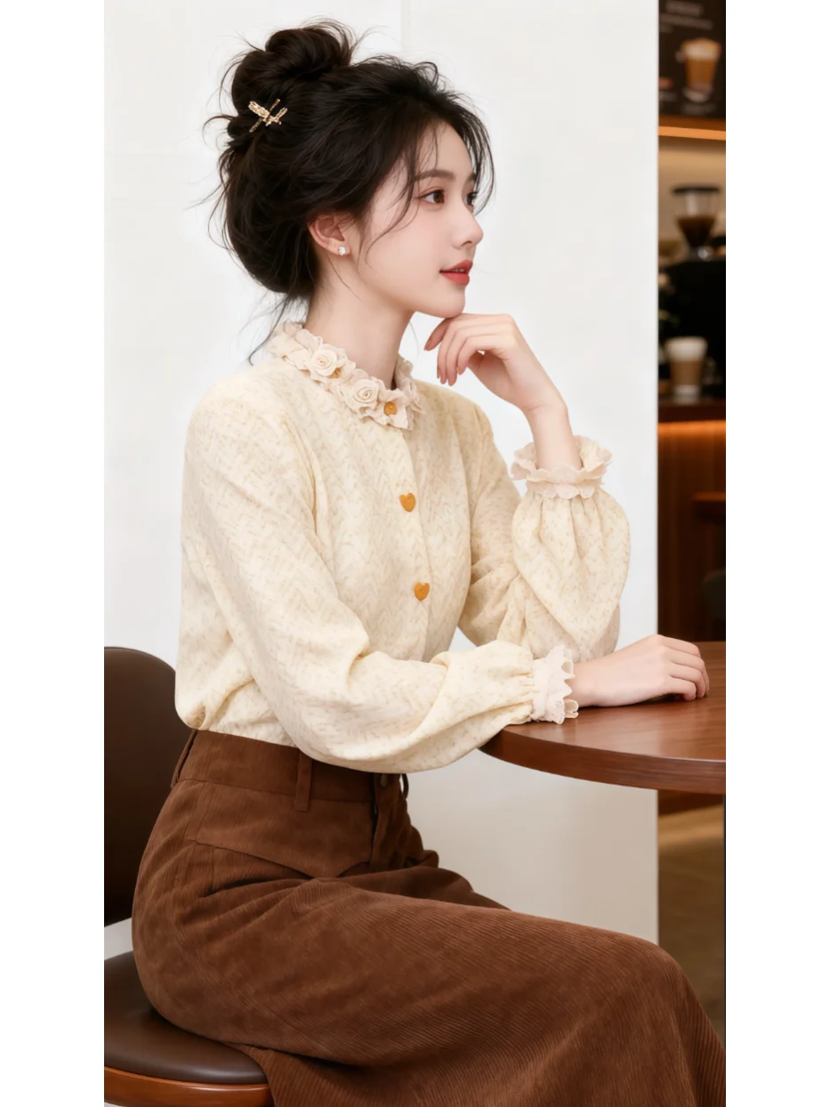 Retro Hong Kong Sle Long Sve Casual irt Women's Winter New Design Splicing Lace Trim Top Cleanfit Loose Knitted Breath...
Retro Hong Kong Sle Long Sve Casual irt Women's Winter New Design Splicing Lace Trim Top Cleanfit Loose Knitted Breath...