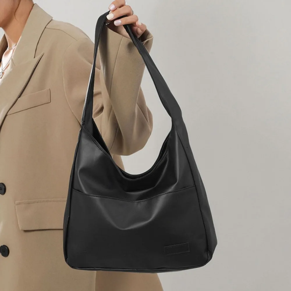 Simple Solid Color PU Leather Tote Bag Large Capacity Korean Bucket Shoulder Bag Ins Style All-match Women Handbag Ladies/Girls
Simple Solid Color PU Leather Tote Bag Large Capacity Korean Bucket Shoulder Bag Ins Style All-match Women Handbag Ladies/Girls
