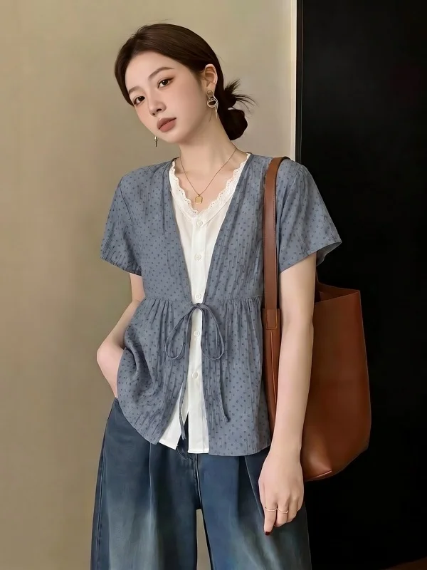 Summer New Style Women's Short Sleeve Floral Shirt Loose Fit Korean Version Doll Shirt Fake Two-Year Age Shoulder Design
Summer New Style Women's Short Sleeve Floral Shirt Loose Fit Korean Version Doll Shirt Fake Two-Year Age Shoulder Design