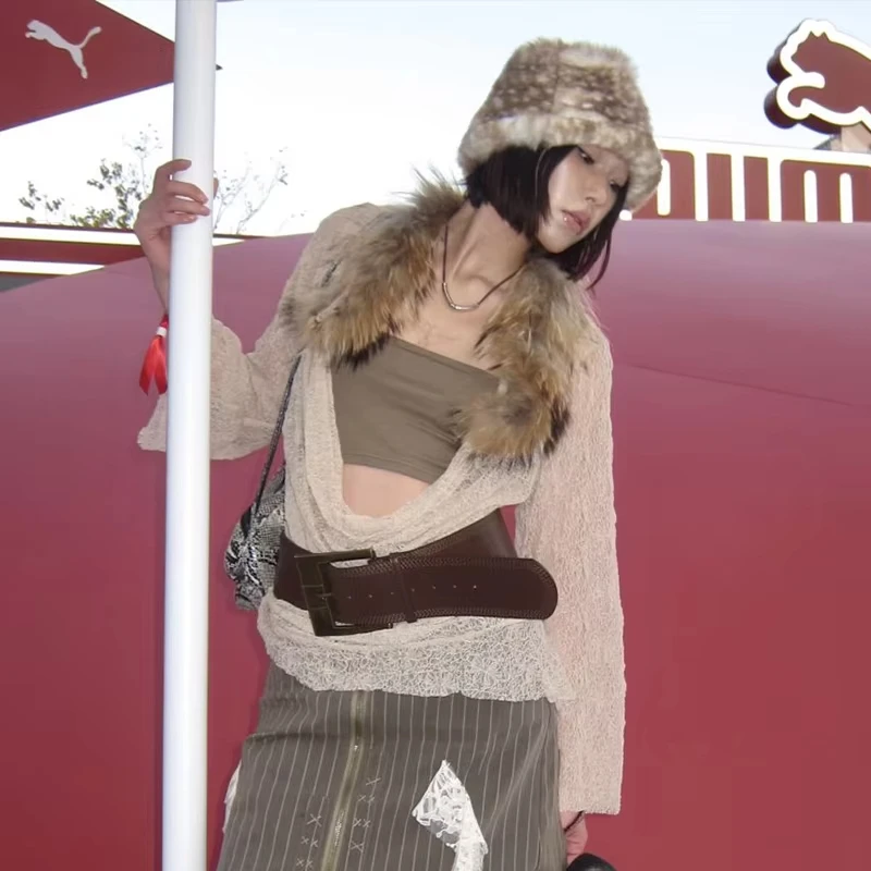 Deeptown Y2k Lace Hollow Out Women T-Shirts Harajuku Vintage Faux Fur Collar Long Sleeve Tees Japanese 2000s Aesthetics Gyaru
Deeptown Y2k Lace Hollow Out Women T-Shirts Harajuku Vintage Faux Fur Collar Long Sleeve Tees Japanese 2000s Aesthetics Gyaru