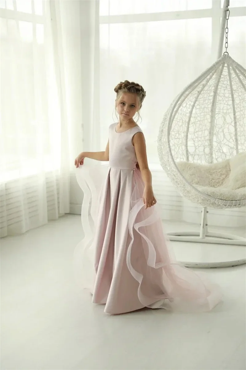 Customized Elegant Flower Girl Dresses For Wedding Sleeveless Floor Length Satin Simple Child Formal Events Birthday Prom Gown
Customized Elegant Flower Girl Dresses For Wedding Sleeveless Floor Length Satin Simple Child Formal Events Birthday Prom Gown
