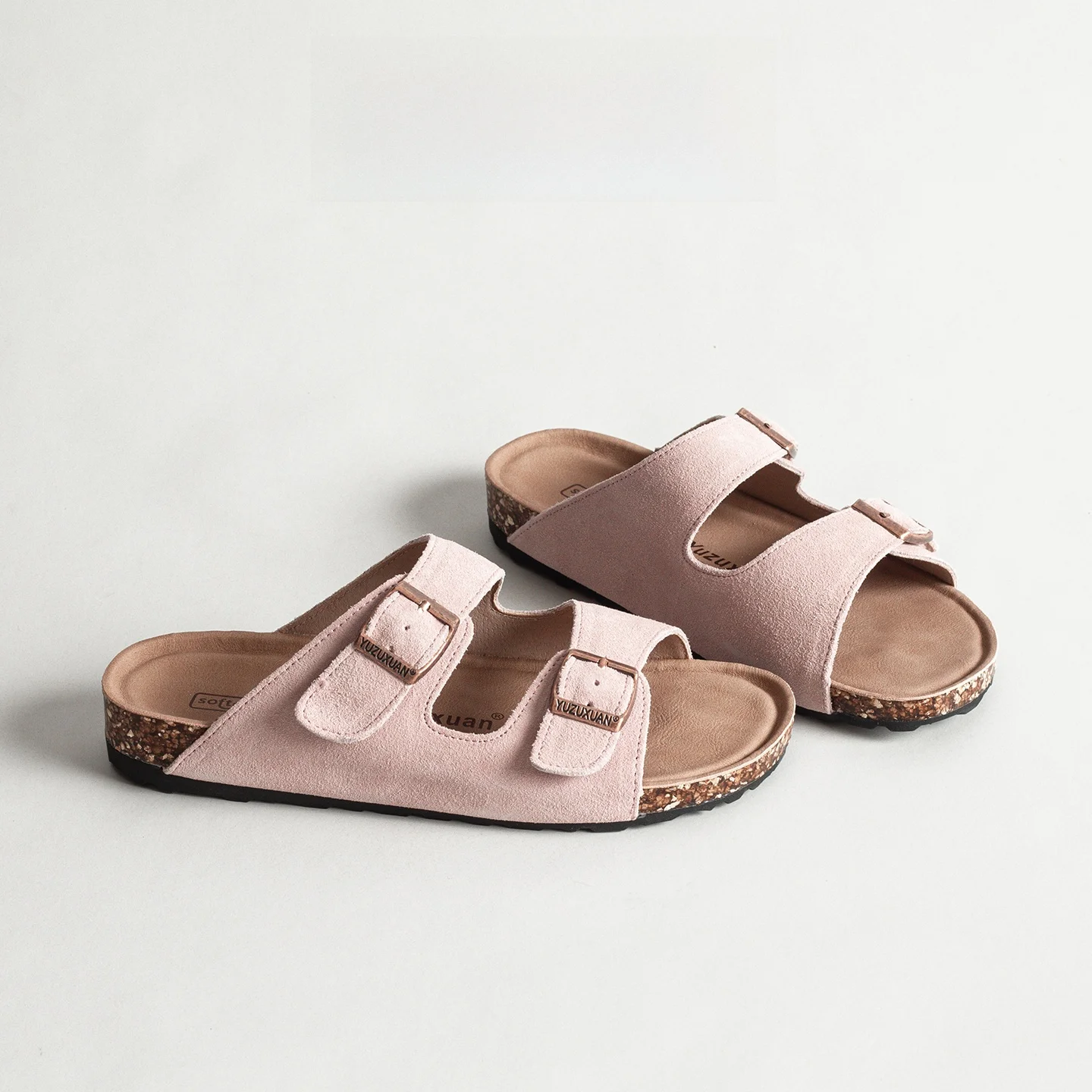 Real Leather Thick Heel Slippers Women Summer Outdoor Beach Casual Sandals Anti-Slip Rubber Sole Fashionable Buckle
Real Leather Thick Heel Slippers Women Summer Outdoor Beach Casual Sandals Anti-Slip Rubber Sole Fashionable Buckle