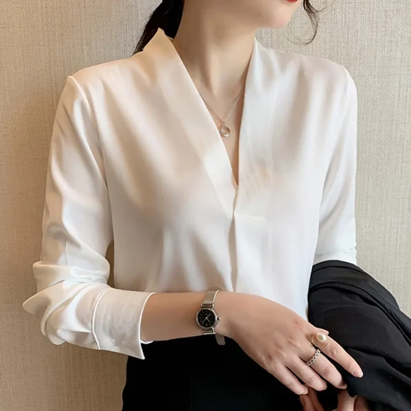 2024 Autumn Long Sleeve White Shirt Women Korean Style V-neck Loose Tops Summer Office Lady Solid Chiffon Blouse Female 9382
2024 Autumn Long Sleeve White Shirt Women Korean Style V-neck Loose Tops Summer Office Lady Solid Chiffon Blouse Female 9382